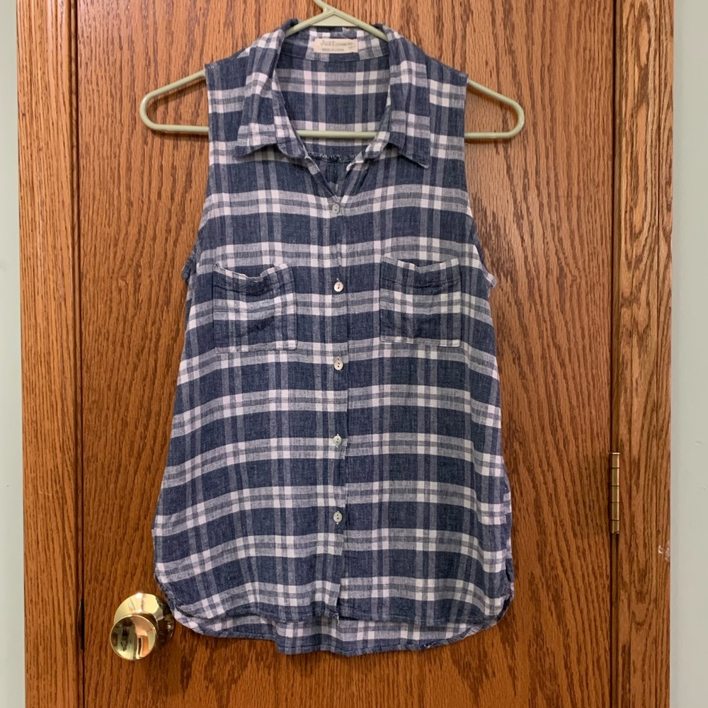 Blue plaid sleeveless, button down shirt